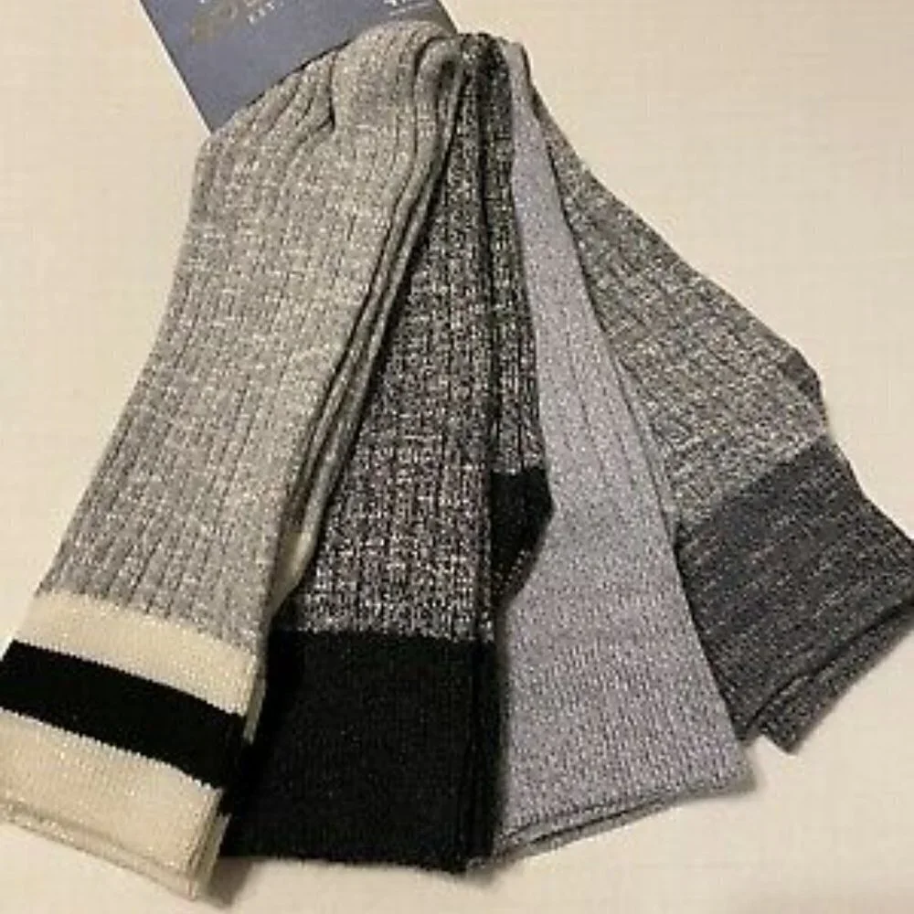 NWT - 4 Pack Gold Toe Men's Casual Traveler Crew Socks Fits Shoes - Size 6-12.5